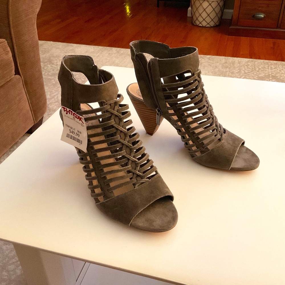 Vince Camuto Sandals